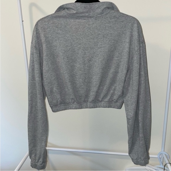 SHEIN cropped 1/2 zip - Picture 2 of 3